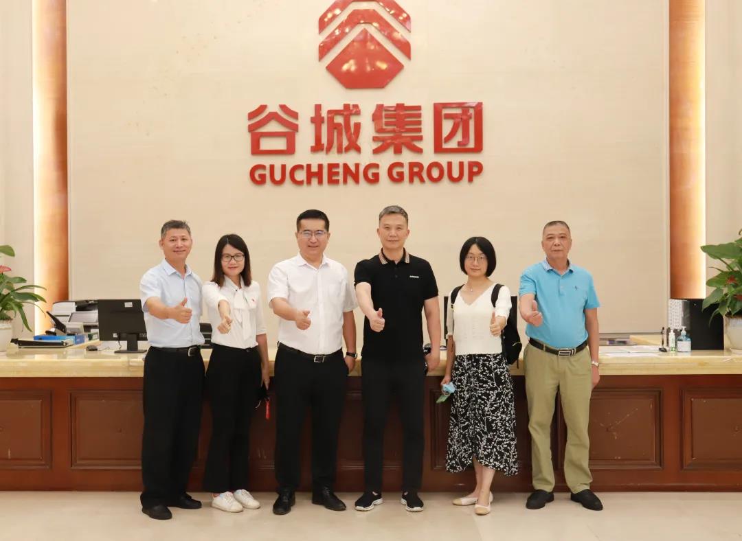 白云區(qū)委統(tǒng)戰(zhàn)部副部長、區(qū)工商聯(lián)黨組孫志輝書記一行蒞臨谷城集團調(diào)研指導(dǎo)